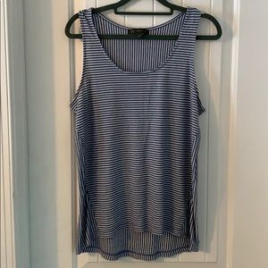 outback red striped tank. size large.